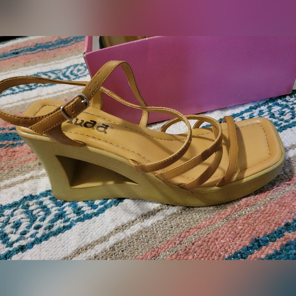 Mudd footwear wedge sandals
